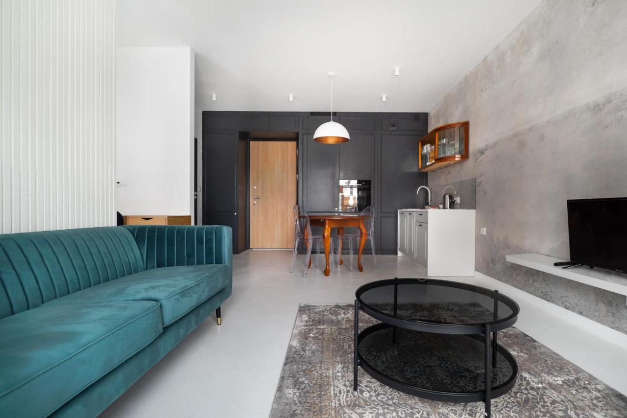 Wola Artistic Designer Apartment وارسو المظهر الخارجي الصورة