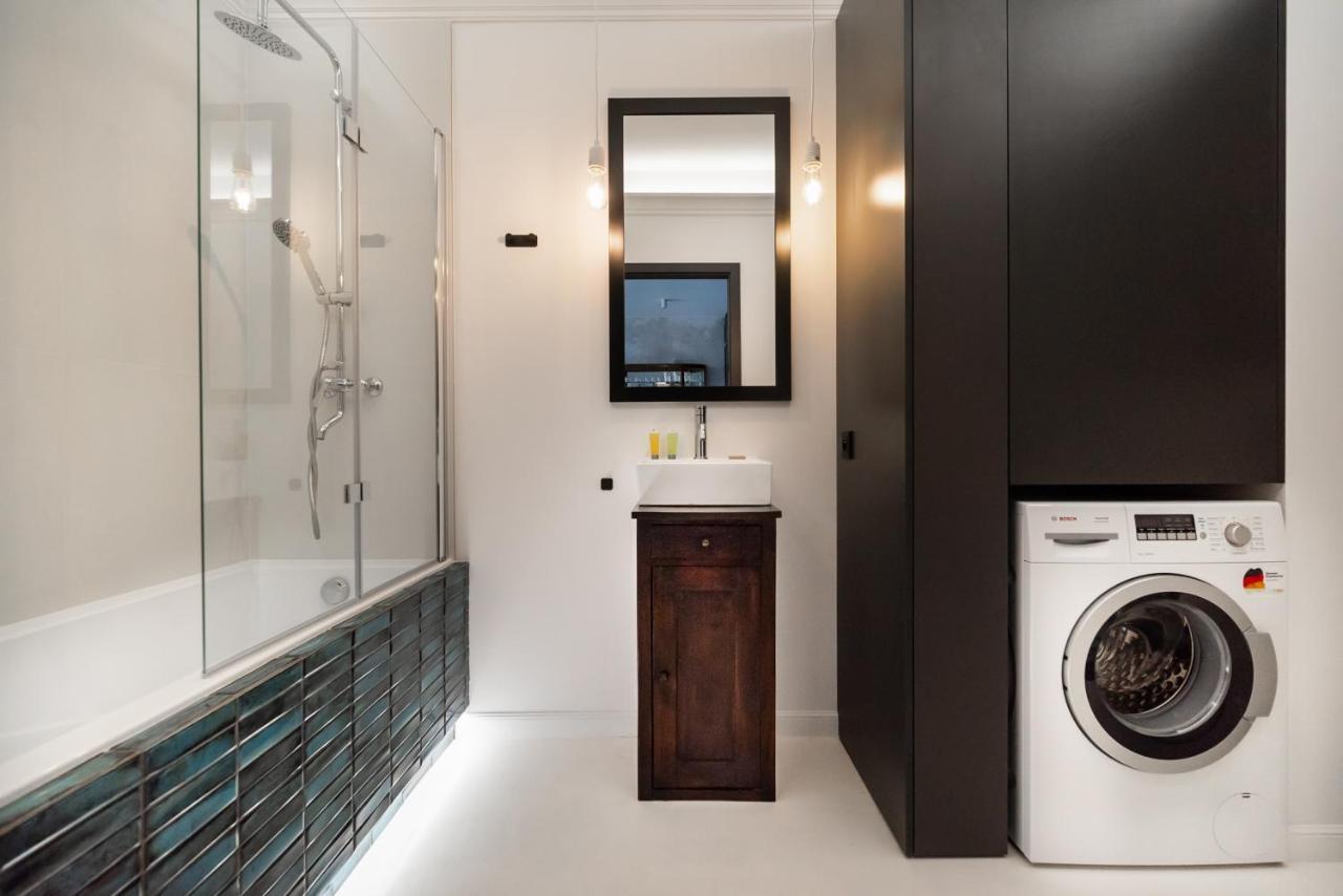 Wola Artistic Designer Apartment وارسو المظهر الخارجي الصورة