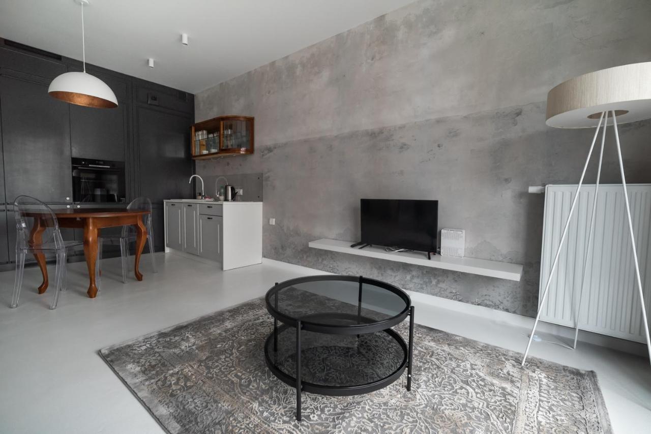 Wola Artistic Designer Apartment وارسو المظهر الخارجي الصورة