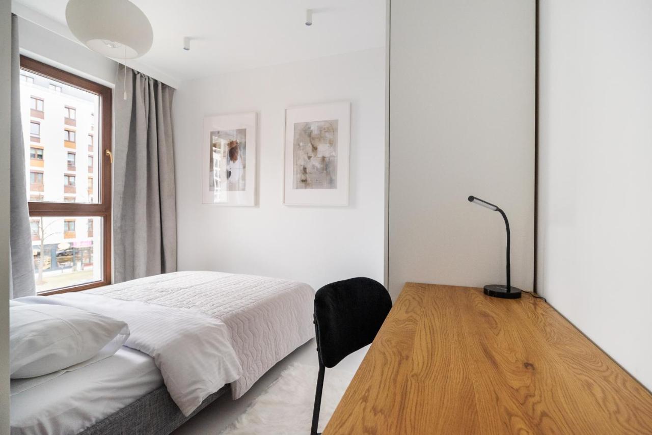 Wola Artistic Designer Apartment وارسو المظهر الخارجي الصورة